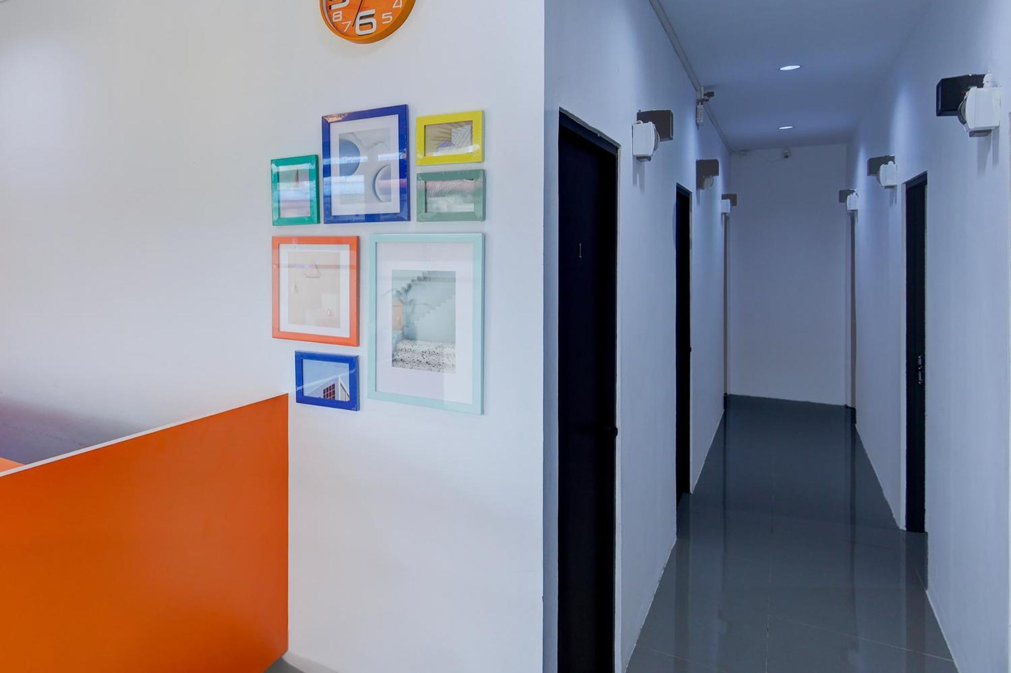 Super Oyo Capital O 93076 Batam Backpacker Guesthouse 2 Pembunuh Eksteriør billede
