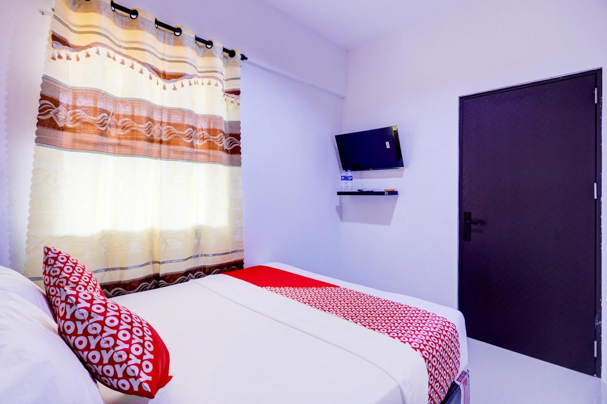 Super Oyo Capital O 93076 Batam Backpacker Guesthouse 2 Pembunuh Eksteriør billede