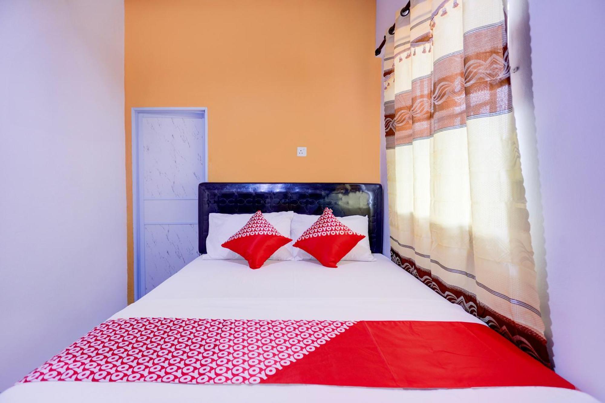 Super Oyo Capital O 93076 Batam Backpacker Guesthouse 2 Pembunuh Eksteriør billede